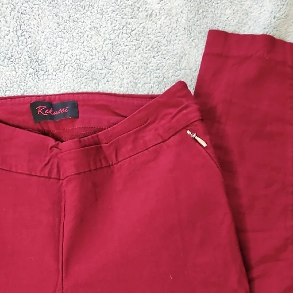 Chic Burgundy Trousers - Picture 3 of 11